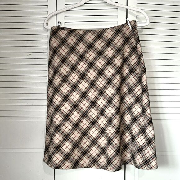 Worthington Dresses & Skirts - Worthington plaid A-line lined skirt, size 8 P